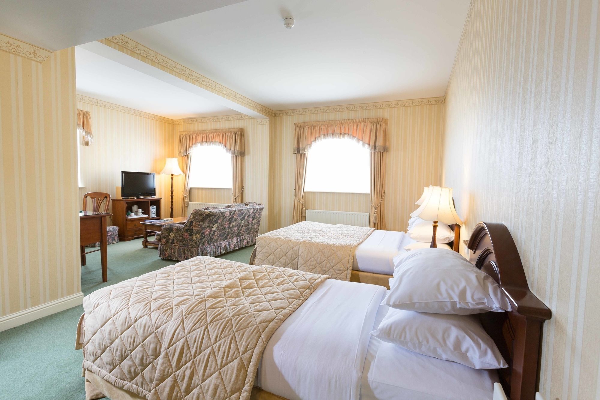 Sheedy'S Boutique Hotel Lisdoonvarna Exterior foto